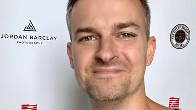 Headshot of alumnus Jordan Barclay