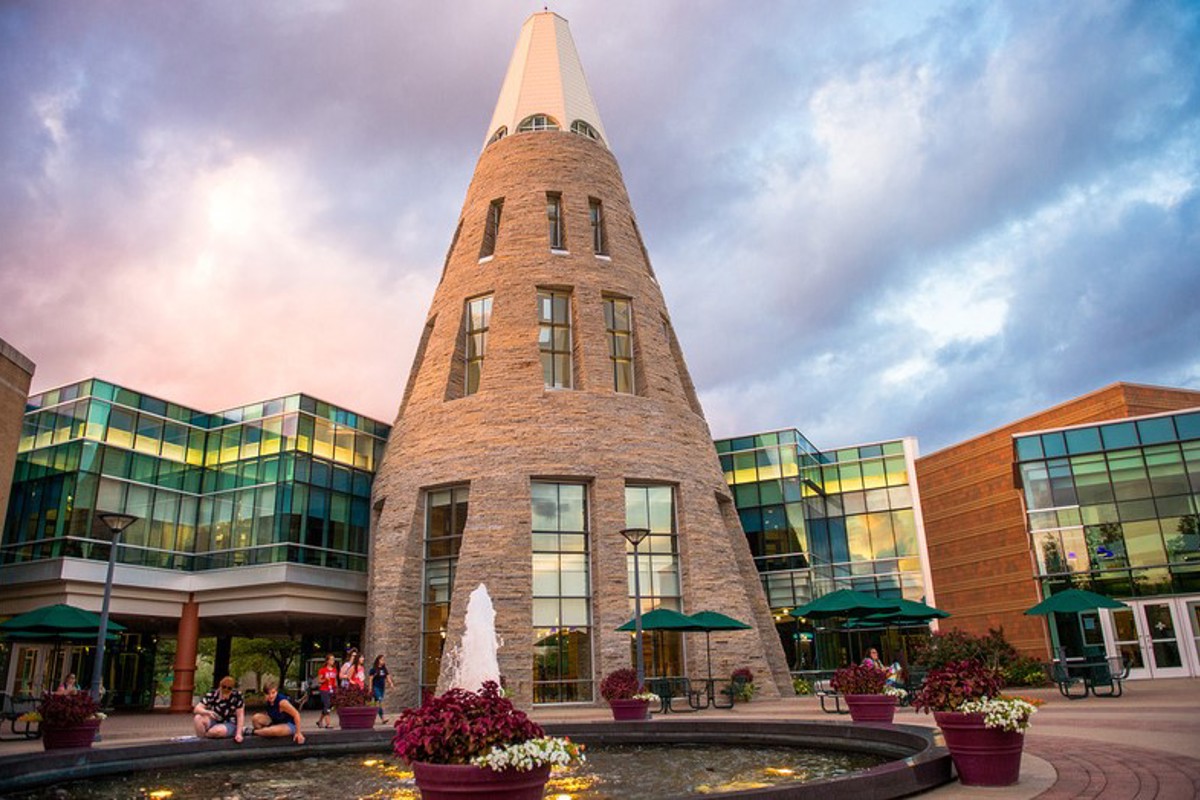 Center for Adult Learner Success continues under new Online and Adult Learning Department