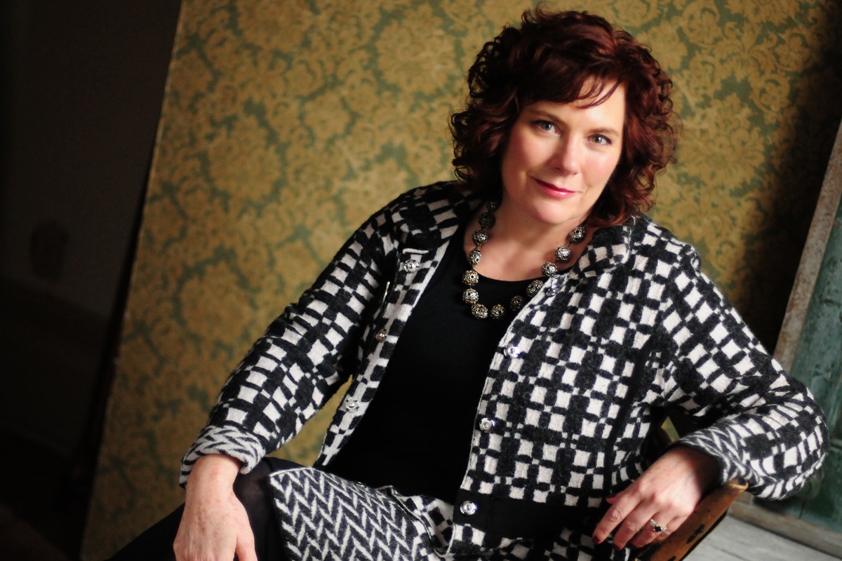 Canceled: Bestselling poet to give public reading, work with students
