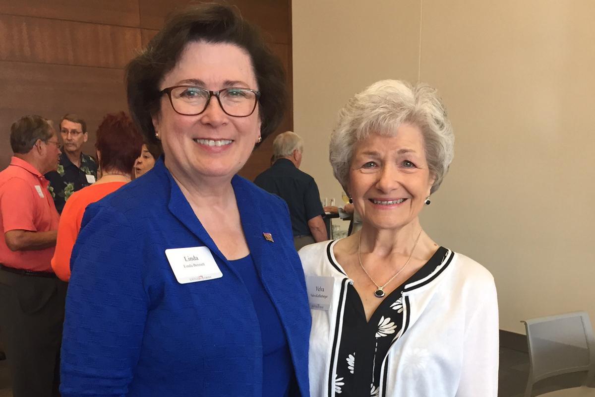 President Linda L.M. Bennett and Velva Kaffenberger, retired senior secretary of Career Services and Internships. 