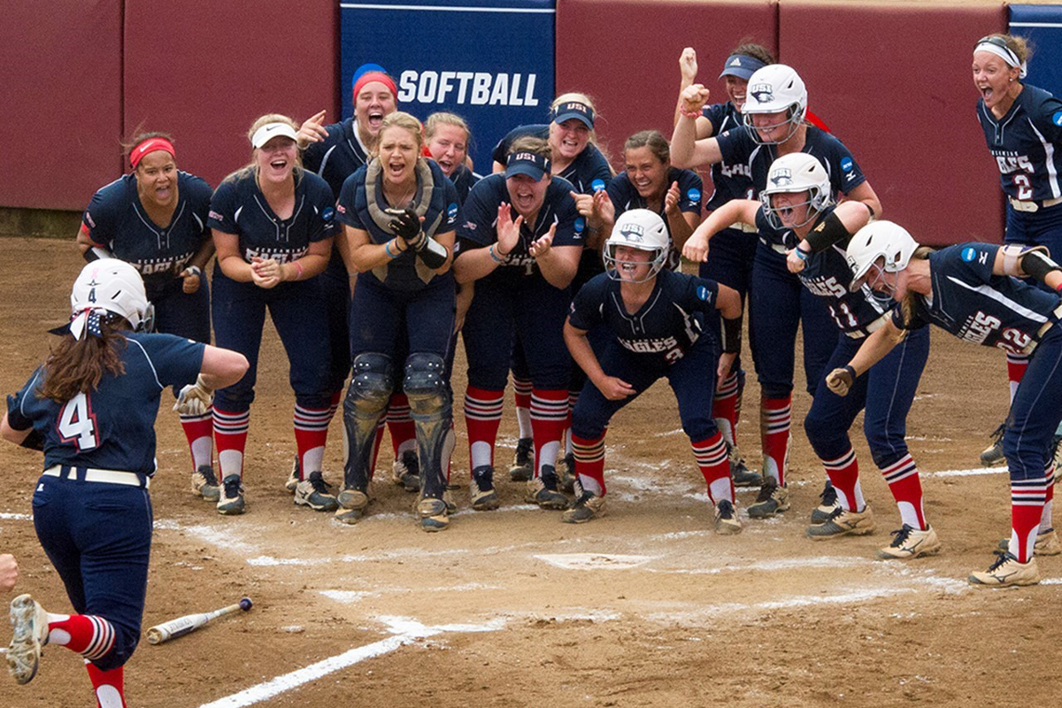 2018 National Champion USI Softball homecoming rally