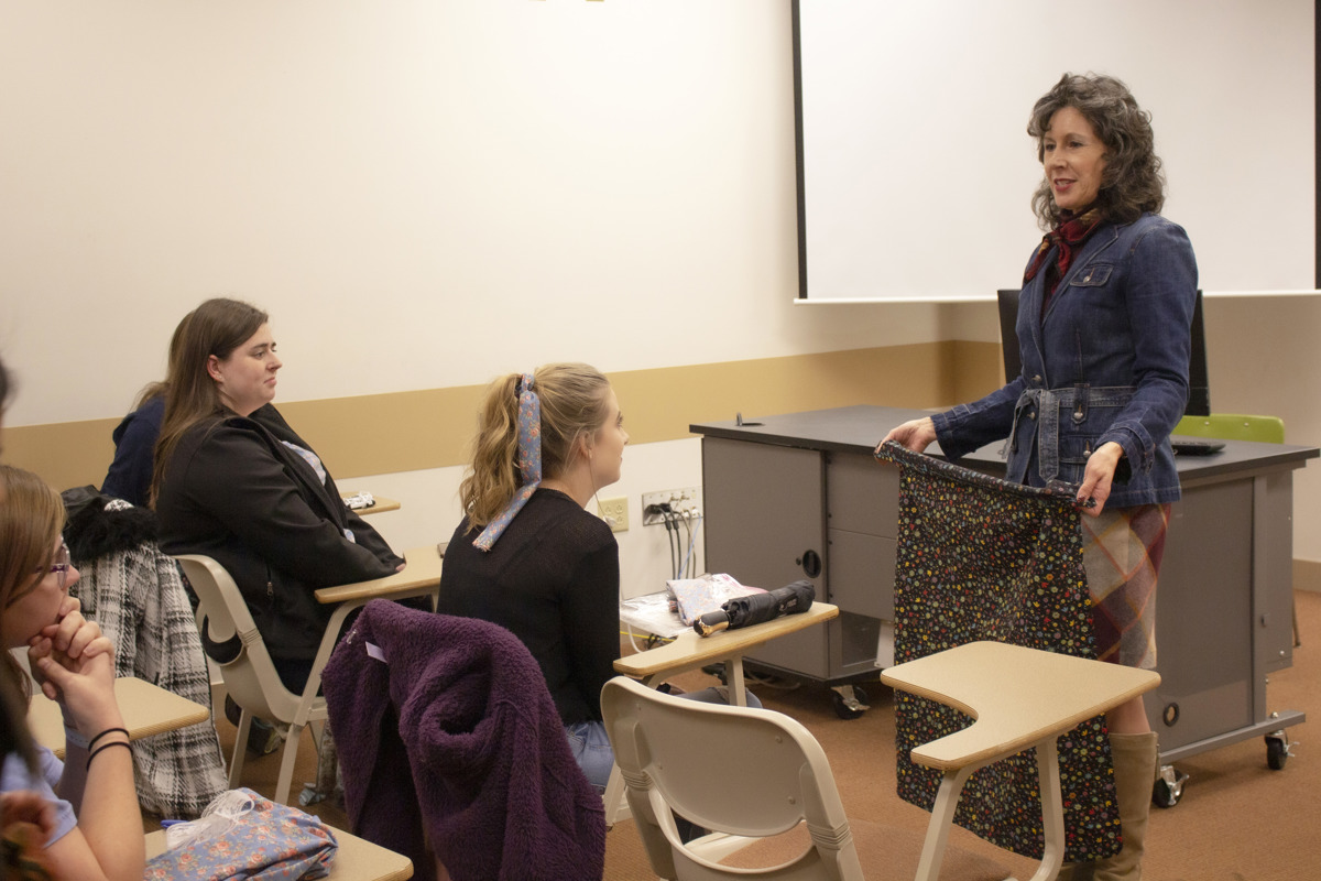 Lisa Beutler Jones teaches students in her Honors Seminar, The Culture of Clothing