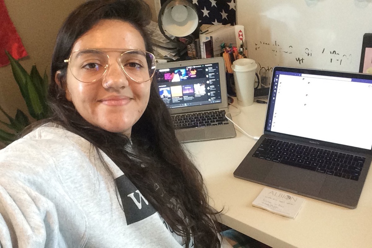 Taynara Oliveira de Almeida completes work as a graduate assistant for International Admissions from her home country of Brazil.