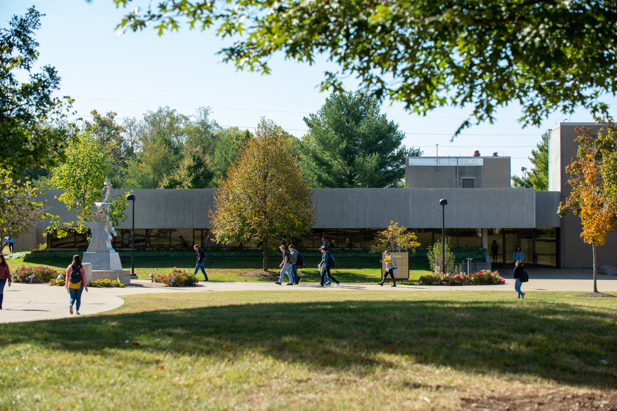 USI Art and Design Department presents annual Spring 2025 Senior Seminar Exhibition 