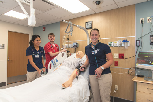 USI nursing students in simulation center