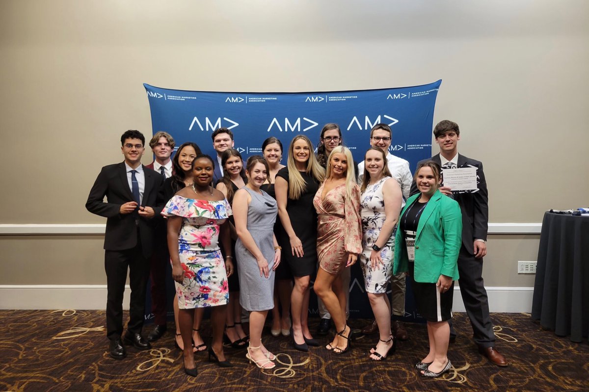 USI Romain College of Business student team places second at 2023 AMA International Collegiate Conference 