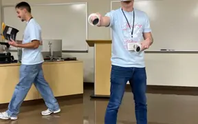 USI AMA students use VR Headsets