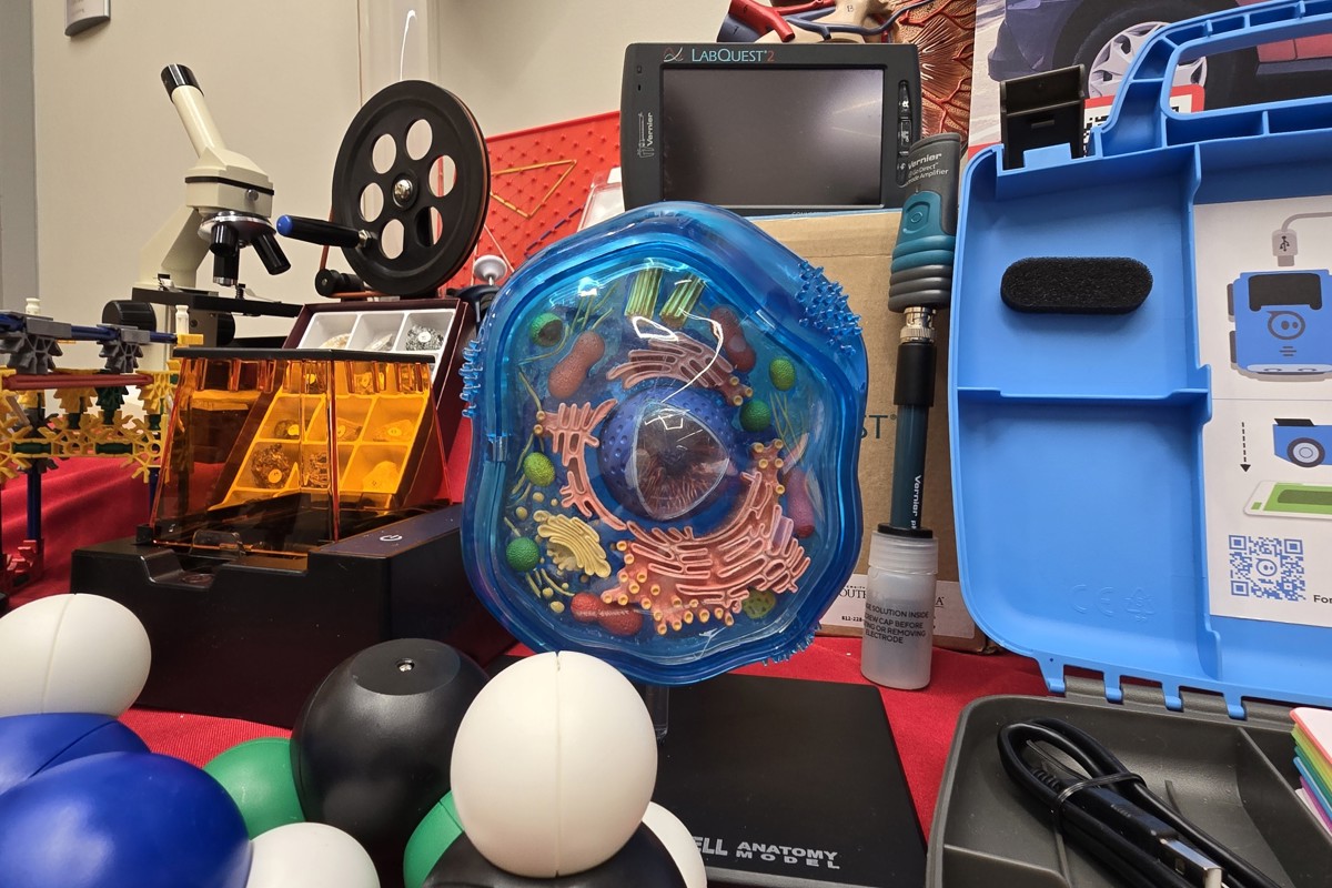 USI Southwestern Indiana STEM Resource Center celebrates 15-year anniversary 