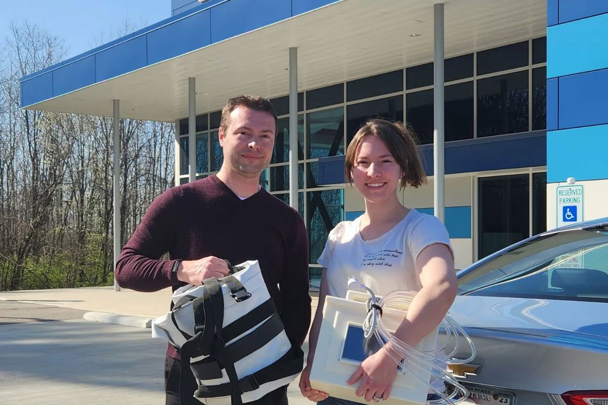 USI engineering students build prototypes for new patented medical device 